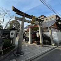 🇯🇵【京都】晴明神社！魔除けや厄除けの参拝者多数！(^^)