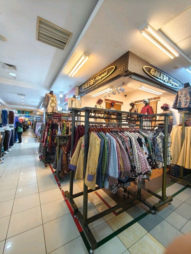Short stay will never enough for Jakarta alone.