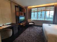 “Ascott Raffles Place – Executive Comfort in Singapore’s Financial Core”