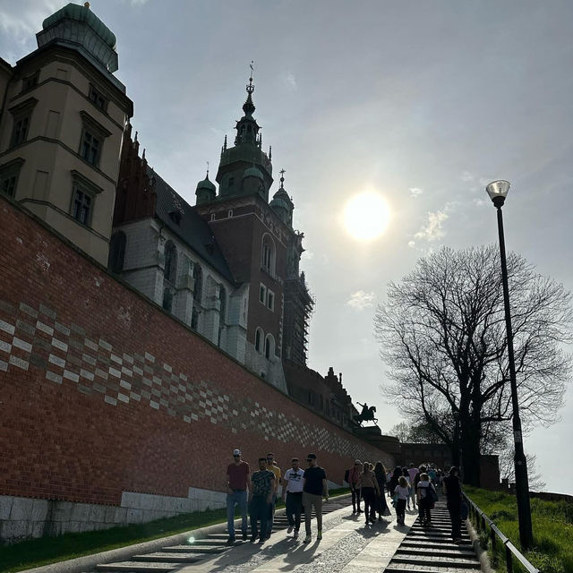 **Weekend Escape to Wawel Royal Castle: A Majestic Journey Through Poland's History!** 👑🏰
