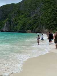 อ่าวมาหยา เกาะไผ่