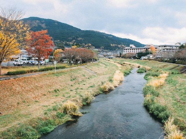 ฤดูใบไม้เปลี่ยนสีที่ Yufuin สวยงาม