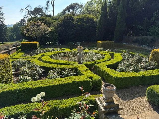A Hidden Gem in the English Countryside – Farnborough Hall, National Trust