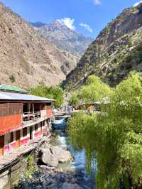 Not all who wander are lost —pakistan