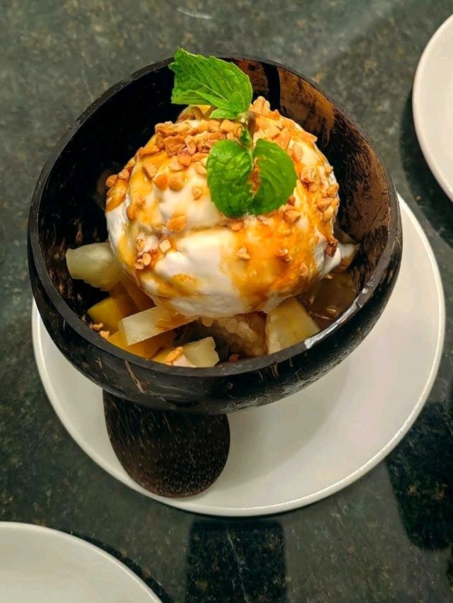 Savoring Friendship and Flavors at Atapas, Ipoh.🍗🥑🥩☕🧆🍸🥗 