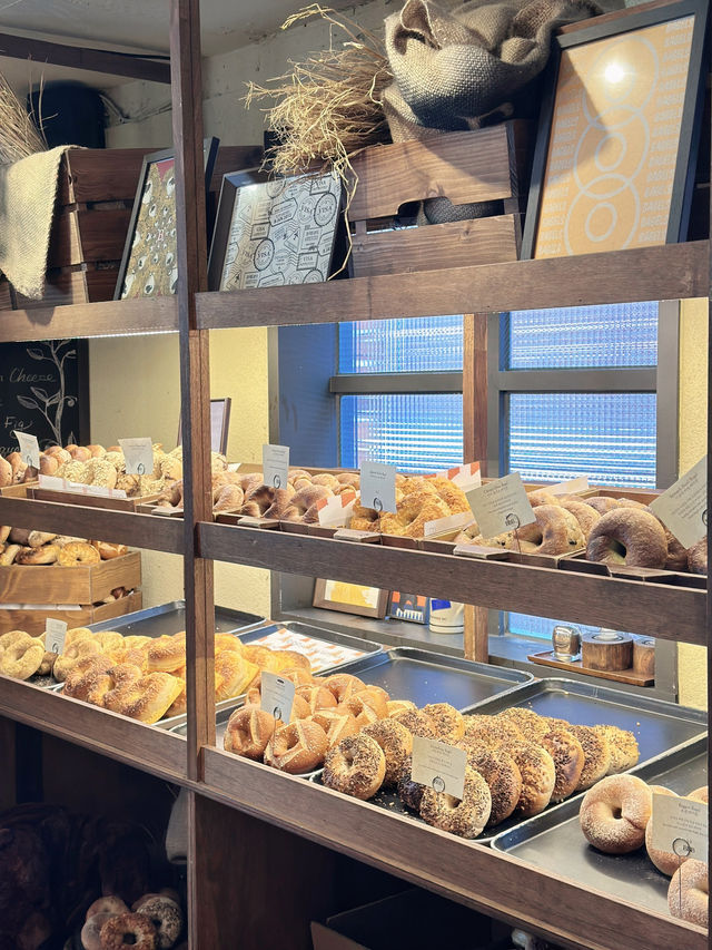 ✨ BBB Bagel Seoul: Where Rustic Charm Meets Artisanal Bliss 🥯❤️