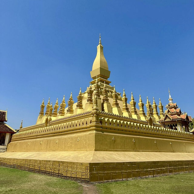 Pha That Luang - Vientiane 