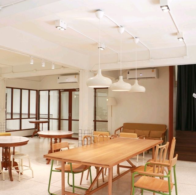 ร้านเกี๊ยวหนองบัว