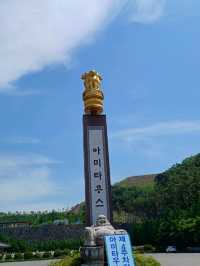 사색과 치유가 동시에 이루어지는 조용한 산사