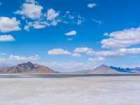 Bonneville Salt Flats – Nature’s Mirror in the Utah Desert