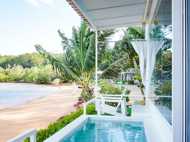 รีวิว SeaShell Village Beach Resort 