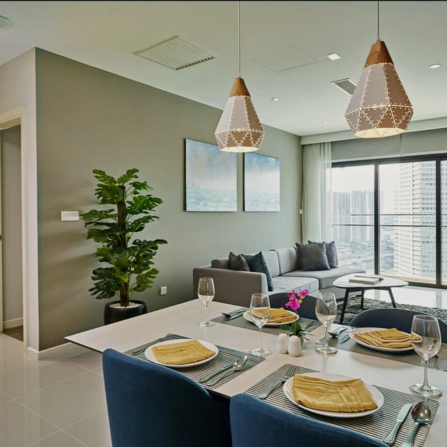 An Urban Retreat Wrapped in Sophistication