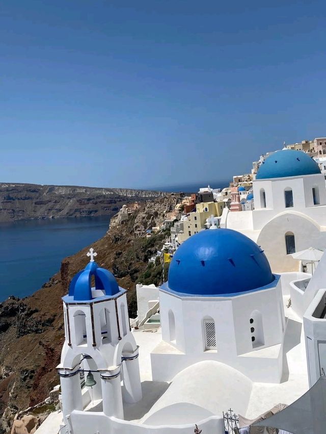 ⛪ Europe 🌍 Chasing Blue Domes: Santorini’s Famous Churches on a Budget 🇬🇷💙