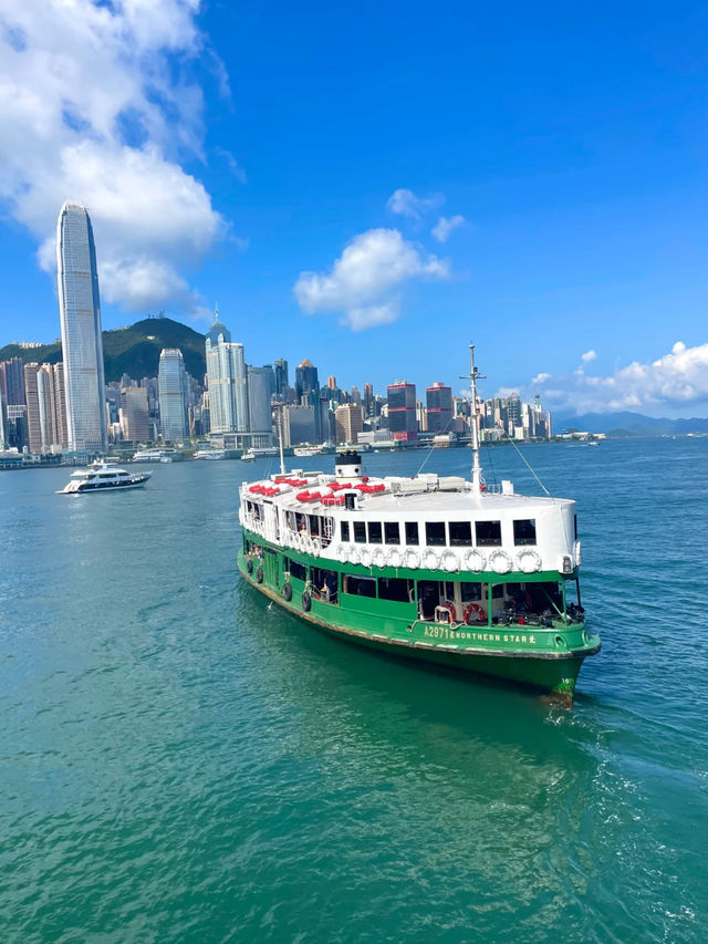 Victoria Harbour, Hong Kong