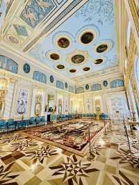Ornamented power: a walk through the Catherine Palace and its gilded echoes