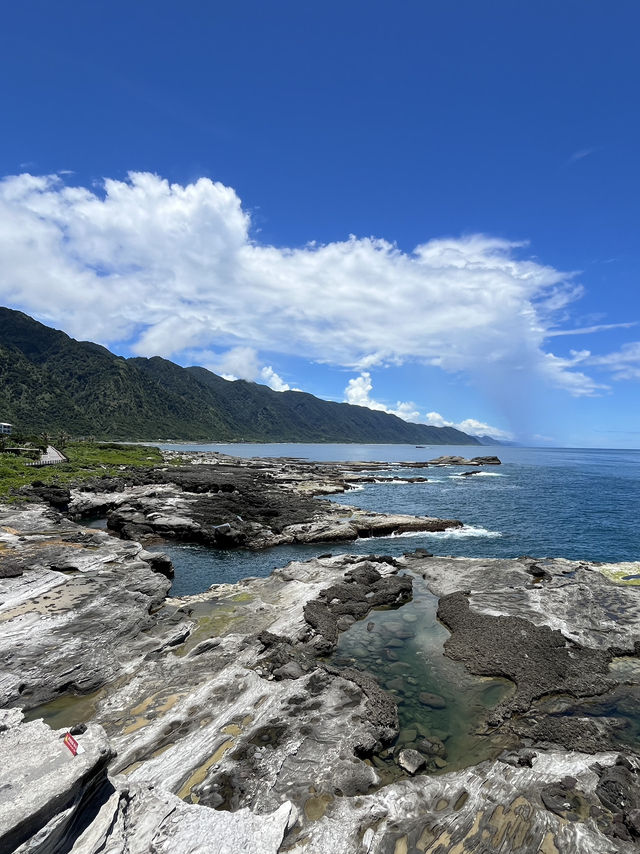 台東最強海岸線開箱｜石梯坪＋三仙台自駕海景公路，從花蓮一路美到屏息！