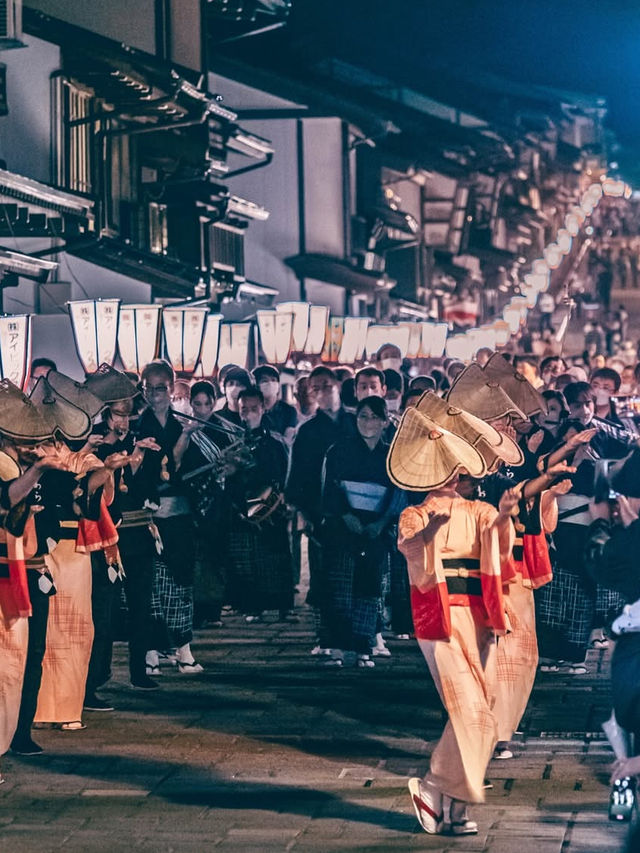  越中の小京都で出会う伝統美✨城端曳山祭と城端の町並み散策旅