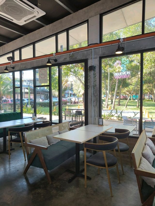 The Cove PD: Hidden Café with Ocean Views
