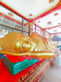โบสถ์สีสัน วัดพุฒิปรางค์ปราโมทย์