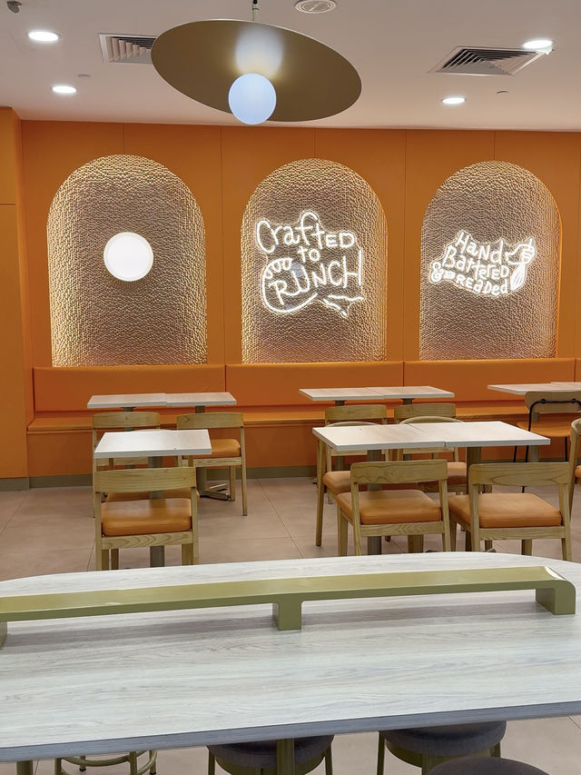 Spacious 24-Hour Popeyes Spot in Somerset