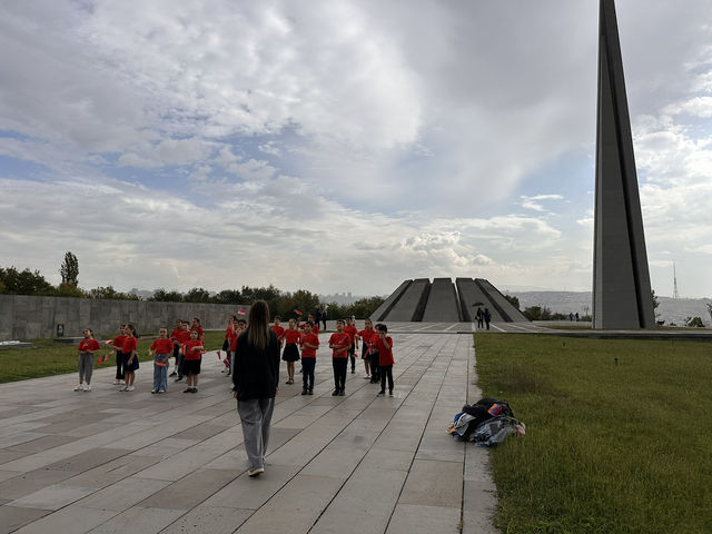 【Tsitsernakaberd Memorial & Museum／ツィツェルナカベルト】
