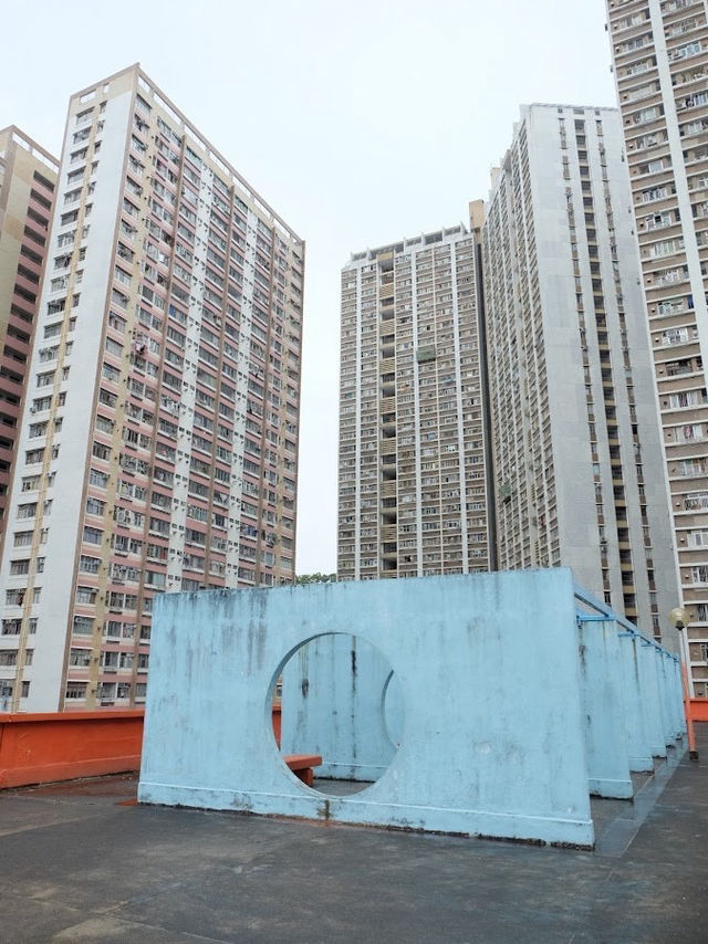 จุดถ่ายรูปสุดฮิต Lok Wah South Estate Parking