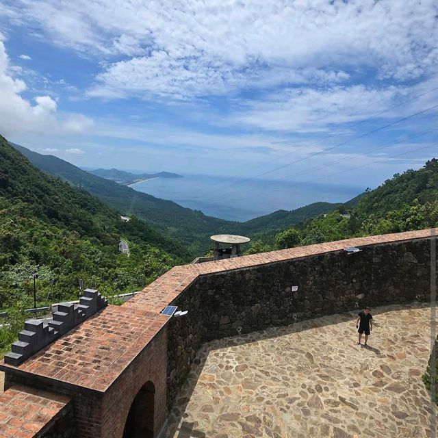 Hai Van Pass (Da Nang – Hue)
