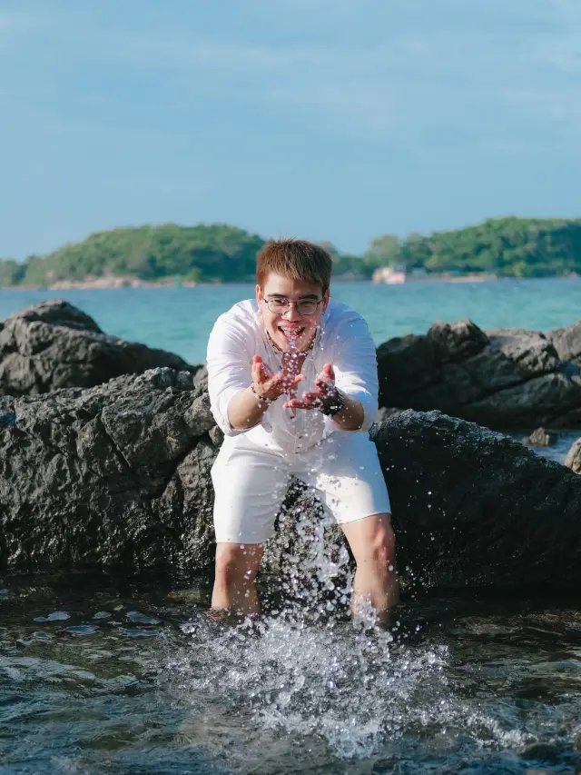  เกาะล้าน ทะเลใกล้กรุง น้ำใสทรายขาว ไปง่ายเวอร์! 🏖️