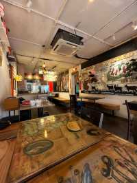 CityWalk Strolls and a Coffee Break at Calanthe Art Café
