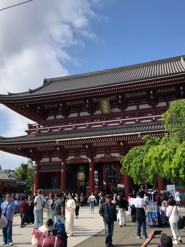 Worship, Wander, Wonder: The Allure of Sensō-ji