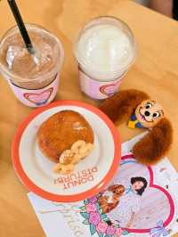 Donut Disturb คาเฟ่น่ารัก