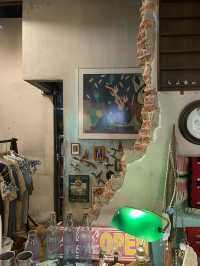 Oyster and Things: คลังสมบัติเซรามิกสุดคูล