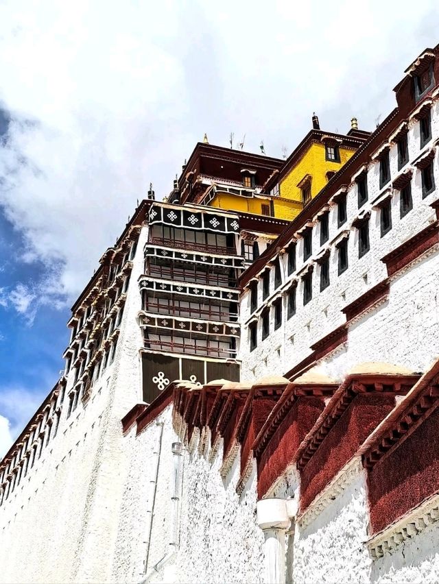 Pure Energy at Jokhang Temple