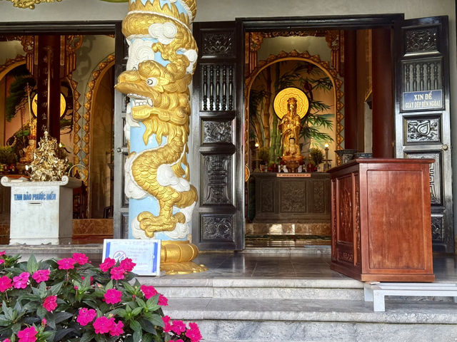 Tranquility Above the Clouds: Chùa Linh Ứng – Ba Na Hills