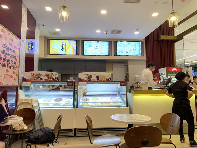 🍨 Häagen‑Dazs @ Westgate – Creamy Treats with Sweet Service