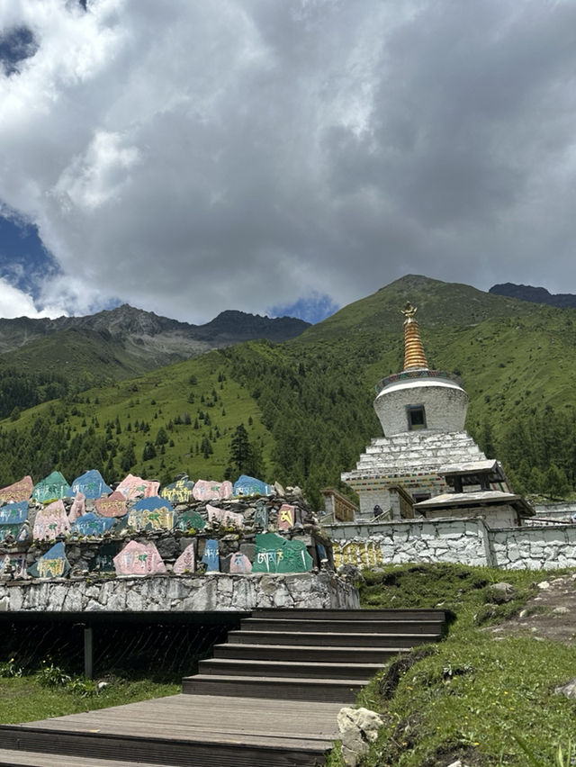 ปู้ต๋าลาเฟิง (布达拉峰） 