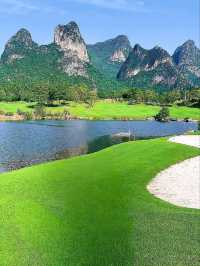 “Yulong River: Bamboo Rafts, Karst Peaks & Countryside Dreams – A Quiet Escape near Yangshuo”