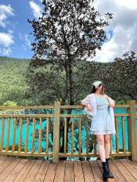 A must-visit blue moon lake in China 🩵