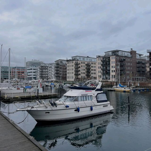 Harbor Walks at Malmö Port Harbor Walks at Malmö Port
