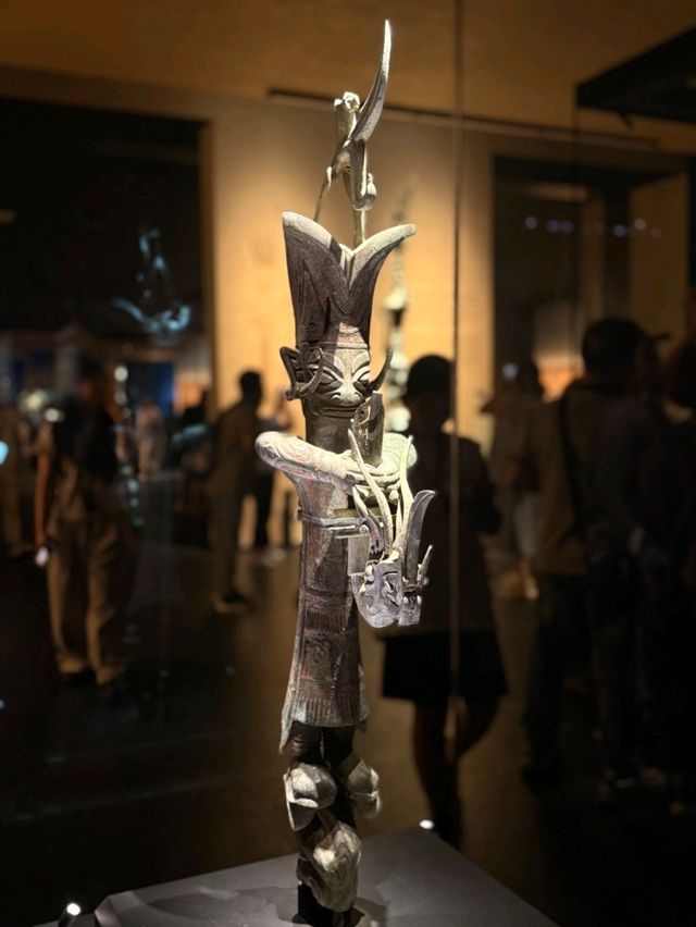 走進三星堆✨️闖入一場穿越三千年的夢。