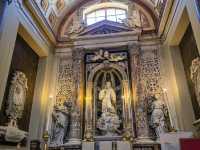 Historic Streets and Sicilian Flavors
