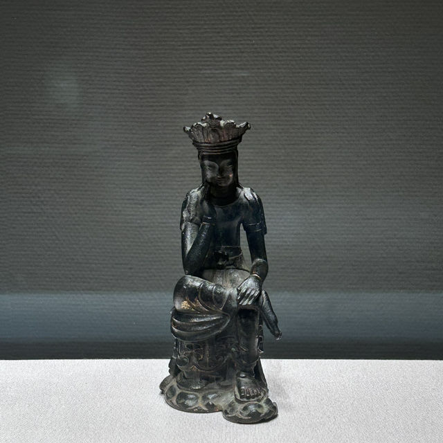 The Elegance of the Peninsula: A Solo Stroll Through the Korea Gallery 🇰🇷