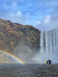 夜晚自己會發光的瀑布🙀🙀 Selijalandsfoss
