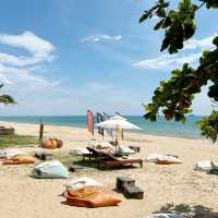 SHE SAILS CAFE & BEACH CLUB