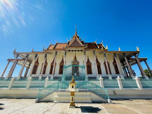 A Stunning Display of Cambodian Culture