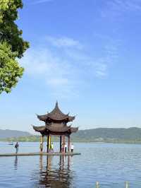 นั่งเรือ ทะเลสาบซีหู (West Lake) ที่เมืองหางโจว