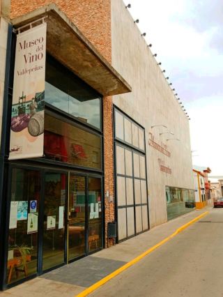 In-depth exploration of wine culture