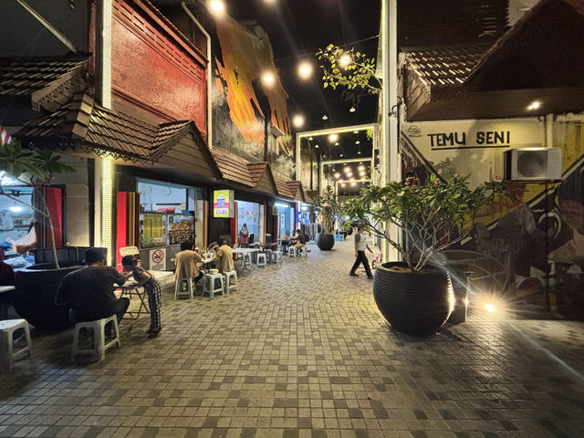  Walk Down Memory Lane at Kajang Dulu-Dulu Alley