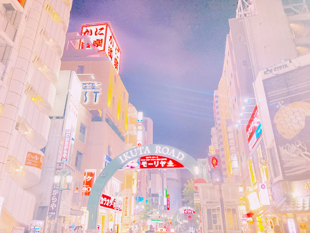 【兵庫】神戸三宮で泊まるならココ！事業家も集うゲストハウス！CafeBAR+Guesthouse Minato Hüt
