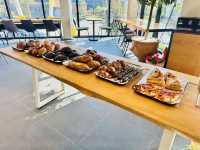 The Lighthouse of Lattes: Café Heaven ☕️